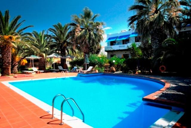 Kalives Apartments Каливес Екстериор снимка